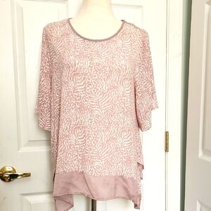 DONNA KARAN Loungwear Top.